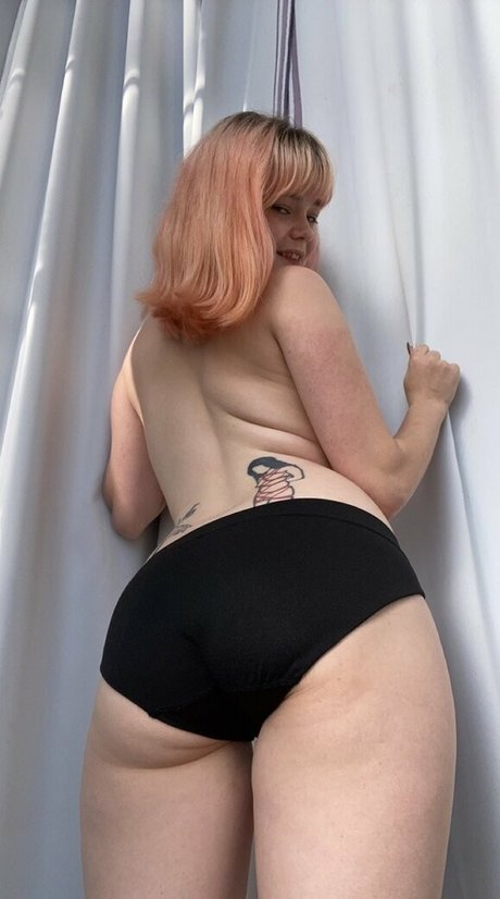 housewifehannah modèle artistique image