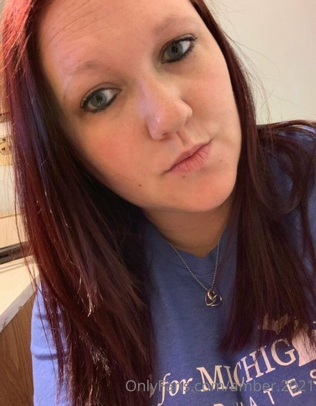 amber 2021 star érotique archive