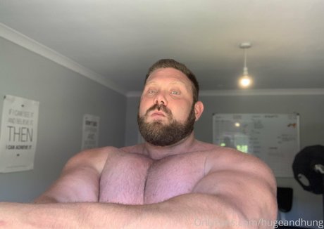 hugeandhung star du porno gratuit images