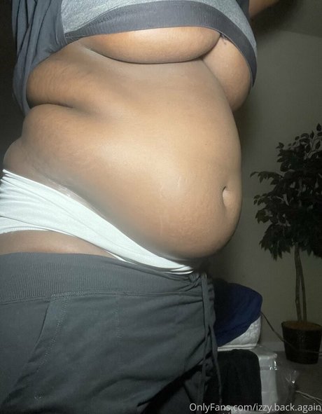 izzy back again étoile adulte des photos