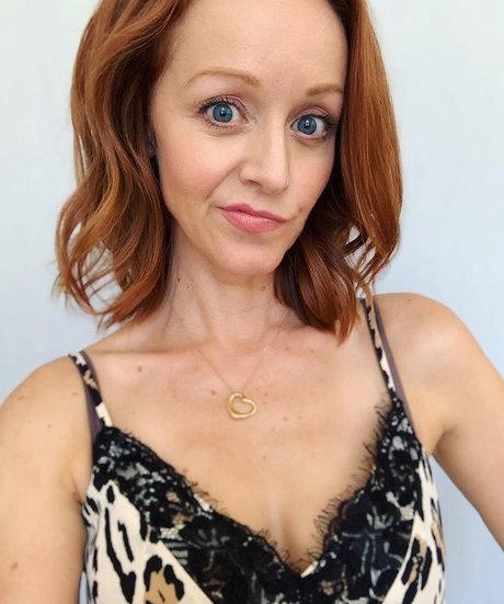 Lindy Booth étoile chaude photos
