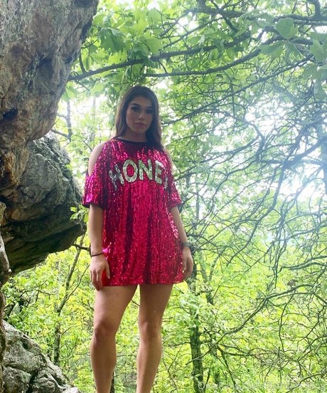 arielllll modèle érotique photos