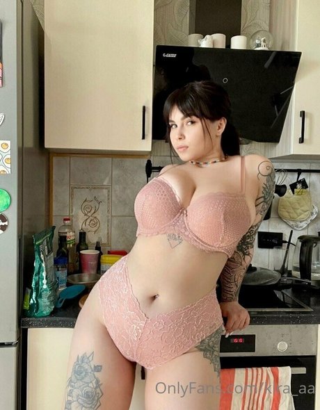 kira aa modèles nus collection