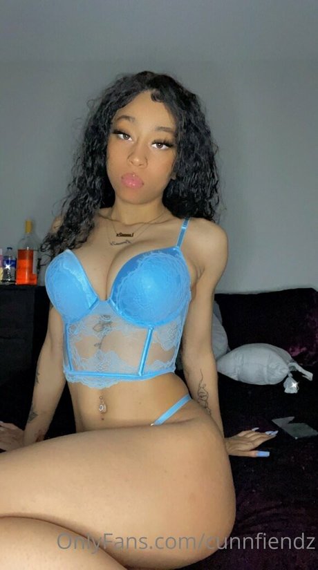 cunnfiendz actrice pornographique archive