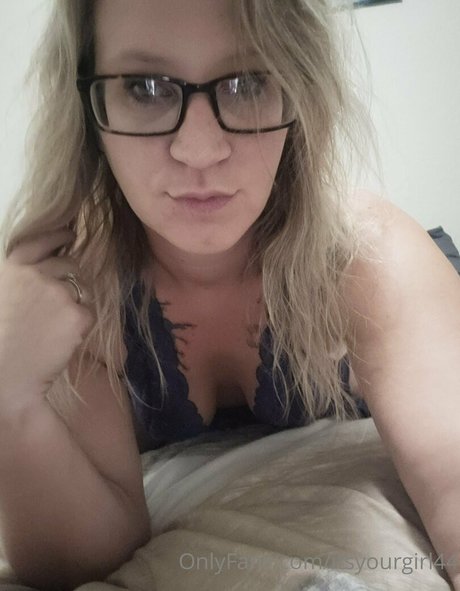 itsyourgirl44 art star du porno images