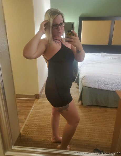 itsyourgirl44 star du porno gratuite photos