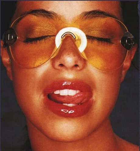 Tina Barrett actrice sexy galeries