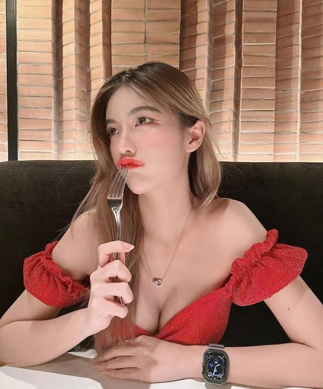 icychaa meilleure actrice des photos