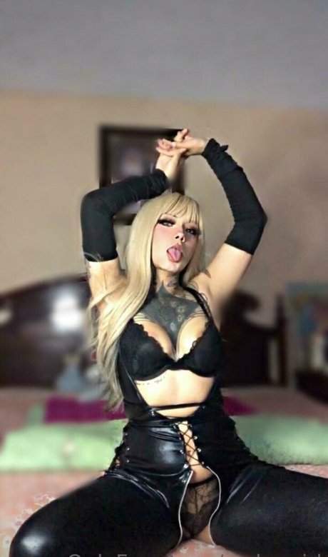 Sadoogirl star du porno chaude des photos