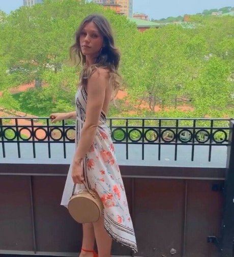 Thesponlyghost modèle nu photos