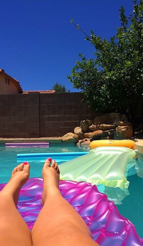 fluffybarbie modèle hd des photos