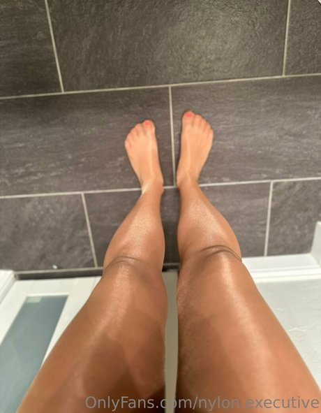 chatte dégoulinante et humide onlyfans parfaite haute qualité archive