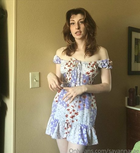 theesavannawhitee étoile des photos