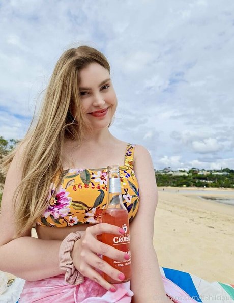 Tiahlicious sexe star des photos