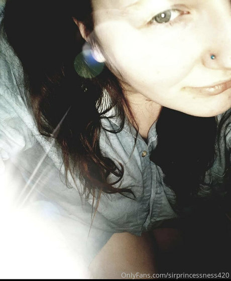 sirprincessness420 actrice libre images