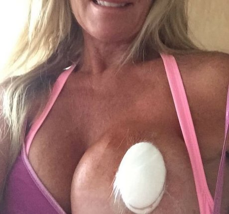 gros seins asiatiques onlyfans exclusif parfait img