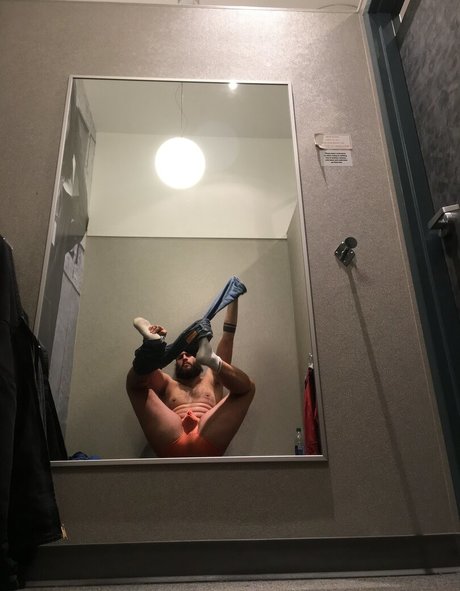 abeardedboy modèle exclusif images