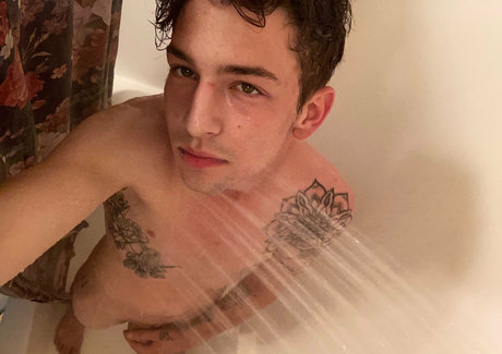 chrisoflyng star du porno gratuit archive