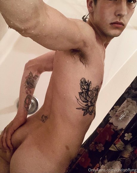 chrisoflyng star pornographique image