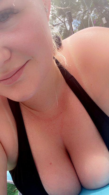 reine de pique onlyfans porno gratuit photo