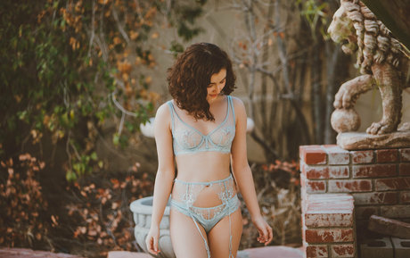 leanalovings actrice sexy photos