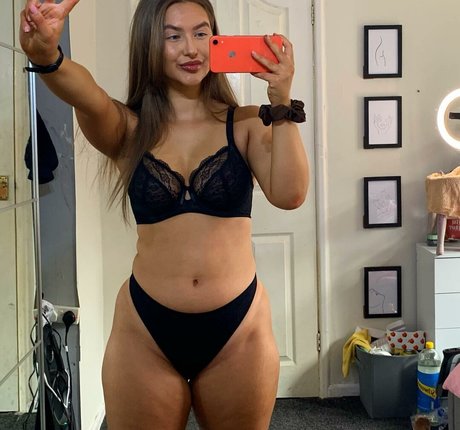 hippies uniquementfans nus exclusifs photo