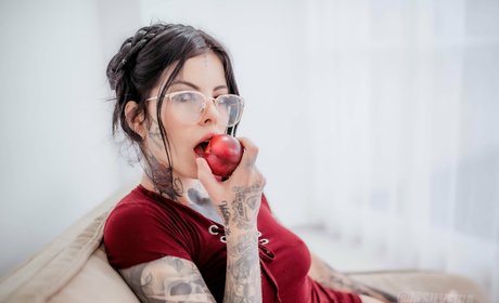 marjosuicide art star du porno photos