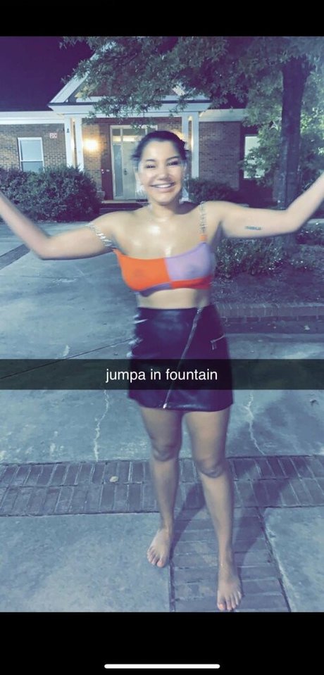 Hannah M actrice sexy photos