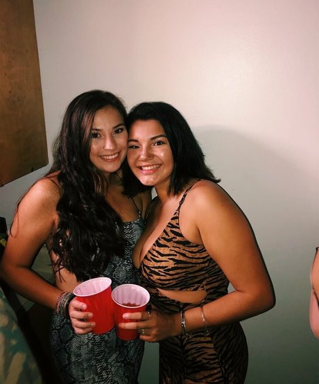 Hannah M top star galerie