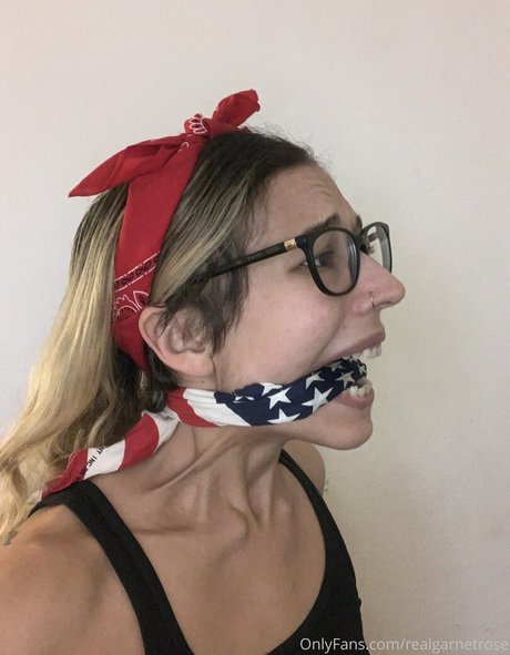 fans de grosses femmes aux gros seins uniquement bel adulte img