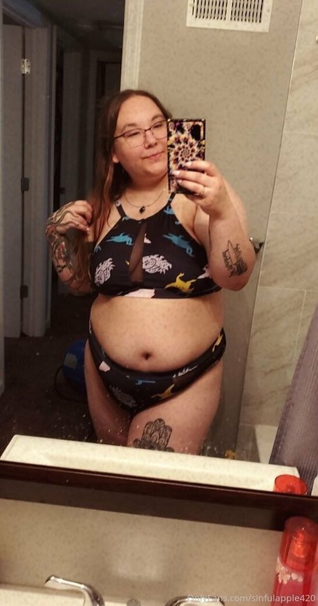 petits seins potelés onlyfans chaud belle collection