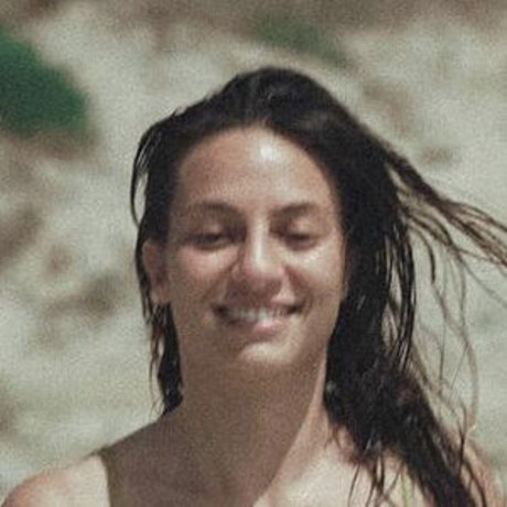 Ariel Kahana star érotique img