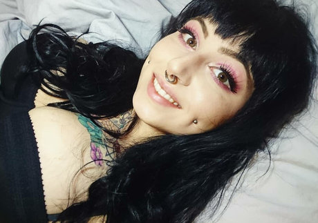 chatte solo uniquementfans nus sexy collection