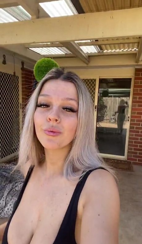 Chantelle A star du porno sympa photos