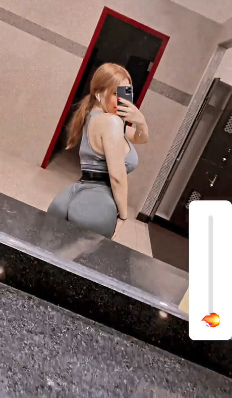 Arely Walle modèle porno images