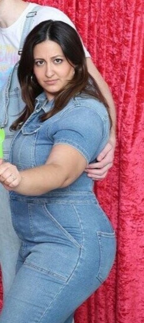 Nicole Enayati star du porno de haute qualité galeries