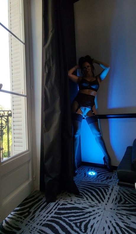 Feudebengale nus de stars du porno image