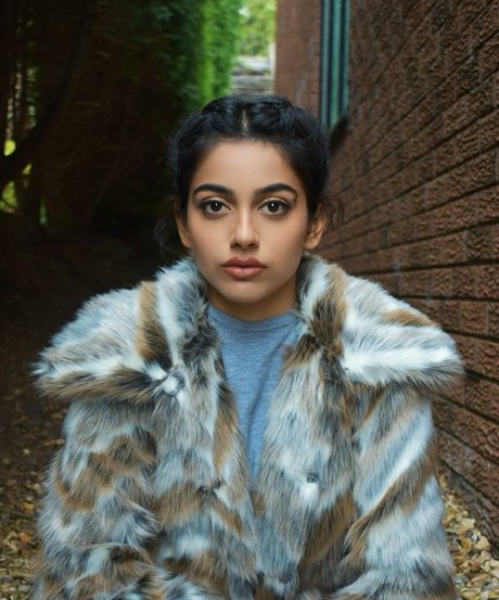 Banita Sandhu modèle joli photo