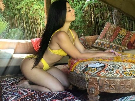 Christina Basta belle star du porno galerie