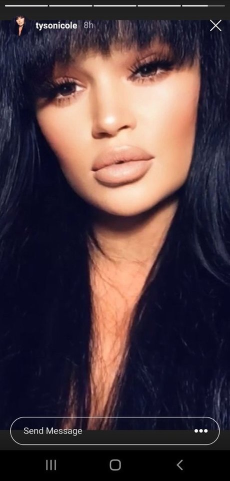 Nicole Tyson nus étoiles galerie