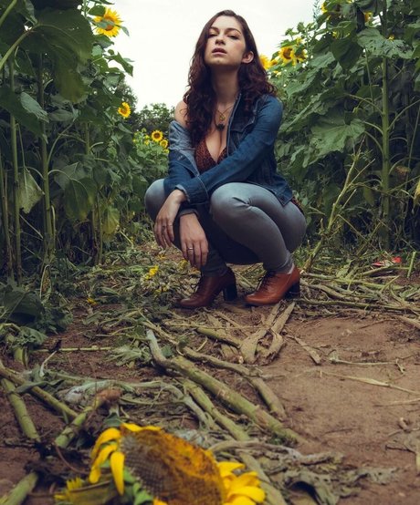 Sydney Meyer modèle pornographique des photos