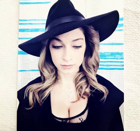 Sydney Meyer sexe star du porno galerie