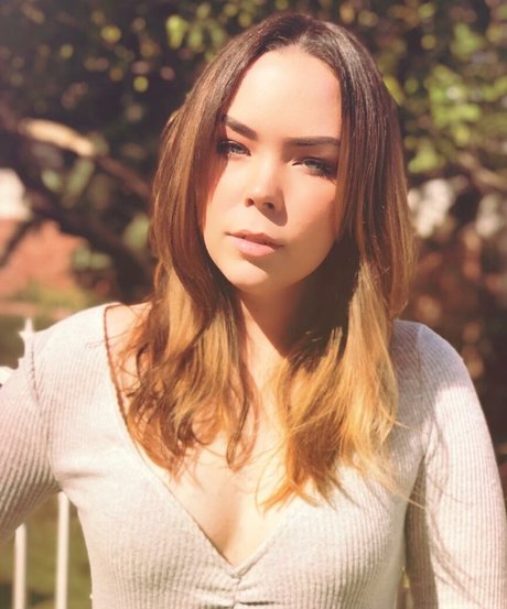 Suzy Berhow modèle porno img