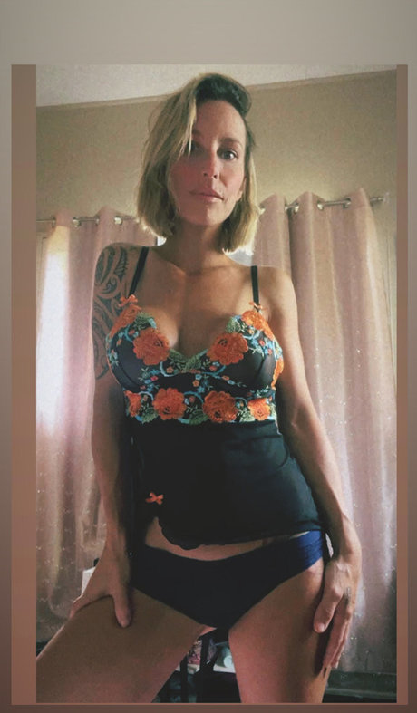 Lyssa Chapman actrice chaude galeries