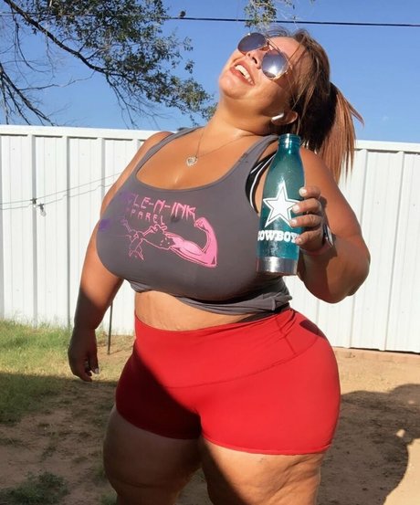 trio sous la douche onlyfans nue xxx images