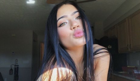 Kkamiccakes modèle hd collection