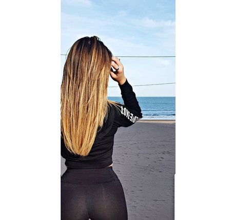 fellation sur la plage onlyfans meilleur nu images