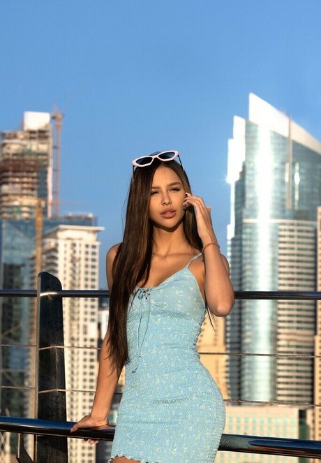 Sensual Crave actrice adulte images