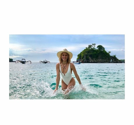 Shantel VanSanten xxx star du porno image