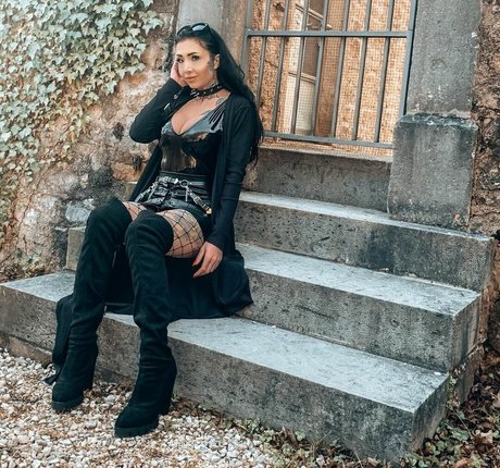 Inkedfleur beau modèle des photos